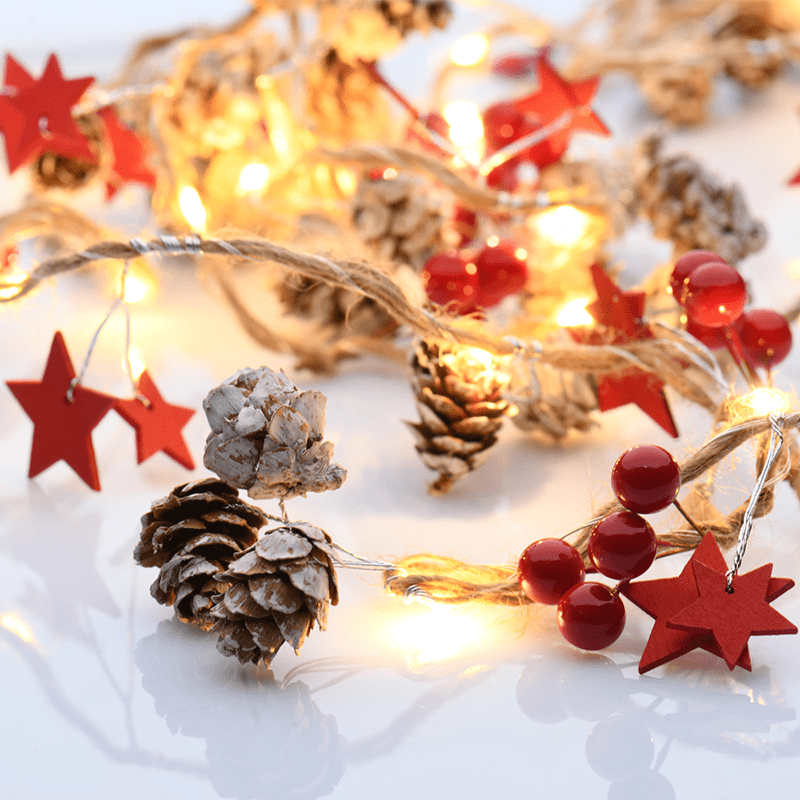 “CHRISTMAS GARLAND STRING LIGHTS” ΣΤΕΦΑΝΙ-KOKKINO  ΑΣΤΕΡΙ 20 LED ΛΑΜΠΑΚ ΣΕΙΡΑ ΜΠΑΤΑΡ(2xΑΑ) ΘΕΡΜΟ