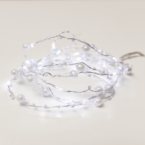 "PEARL" Σχέδιο 20 LED ΛΑΜΠΑΚ ΣΕΙΡΑ ΨΥΧΡΟ ΛΕΥΚΟ ΑΣΗΜΙ ΚΑΛΩΔ ΧΑΛΚΟΥ & ΜΠΑΤΑΡ 2xAA IP20 2m+10cm 1.2W