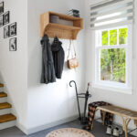 Κρεμάστρα Crosta pakoworld σε oak απόχρωση 80x28x40εκ - Image 2