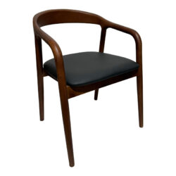 Πολυθρόνα Hogie pakoworld rubberwood καρυδί- μαύρο pu μαξιλάρι 61x60x76εκ