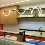 ^ΚΡΕΜΑΣΤΟ Φ/Σ LED 60W 3000K 3300LM KYMA ΜΑΥΡΟ ΜΕΤ/ΚΟ IP20 190Χ6XΗ215CM - Image 2