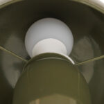 Επιτραπέζιο φωτιστικό Mushi pakoworld μέταλλο σε χακί απόχρωση Φ20x24,5εκ - Image 3