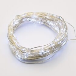 ΛΑΜΠΑΚΙΑ 20 LED 1.2W ΣΕ ΣΕΙΡΑ ΨΥΧΡΟ ΛΕΥΚΟ ΜΕ ΜΠΑΤΑΡΙΕΣ 2xCR2032 6ON/18OFF & ΑΣΥΜΙ ΚΑΛΩΔΙΟ ΧΑΛΚΟΥ 2m IP44 100mm