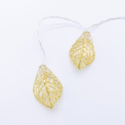 ΔΙΑΚΟΣΜΗΤΙΚΑ ΛΑΜΠΑΚΙΑ ΣΕ ΣΧΗΜΑ ΦΥΛΛΟΥ ΜΕΤΑΛΛΙΚΟ ΧΡΥΣΟ 10 LED ΣΕ ΣΕΙΡΑ ΘΕΡΜΟ ΛΕΥΚΟ ΜΠΑΤΑΡΙΕΣ 3xΑΑ ΜΕ ΚΑΛΩΔΙΟ ΔΙΑΦΑΝΟ 300mm IP20 1350mm