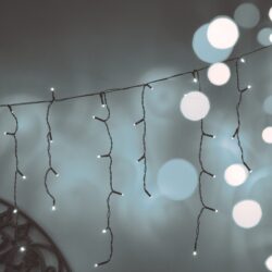 ΧΡΙΣΤΟΥΓΕΝΝΙΑΤΙΚΑ ΛΑΜΠΑΚΙΑ ΒΡΟΧΗ 144 LED ΨΥΧΡΟ ΛΕΥΚΟ ΣΤΑΘΕΡΑ ΚΑΛΩΔΙΟ ΚΑΟΥΤΣΟΥΚ 1.5M ΜΕ ΔΥΝΑΤΟΤΗΤΑ ΕΠΕΚΤΑΣΗΣ ΜΑΧ 10  IP44 3000x600mm