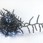 ΛΑΜΠΑΚΙΑ 300 LED ΣΕ ΣΕΙΡΑ ΨΥΧΡΟ ΛΕΥΚΟ ΚΑΟΥΤΣΟΥΚ ΑΝΑ 50mm ΑΝΤΑΠΤΟΡΑ 31VDC ΜΕ 8 ΠΡΟΓΡΑΜΜΑΤΑ & ΚΑΛΩΔΙΟ ΠΡΑΣΙΝΟ IP44 5mm