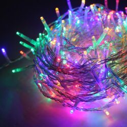 ΛΑΜΠΑΚΙΑ 300 LED ΣΕ ΣΕΙΡΑ ΚΑΟΥΤΣΟΥΚ ΠΟΛΥΧΡΩΜΑ ΑΝΑ 50mm ΑΝΤΑΠΤΟΡΑ 31VDC ΜΕ 8 ΠΡΟΓΡΑΜΜΑΤΑ & ΚΑΛΩΔΙΟ ΔΙΑΦΑΝΟ IP44 15mm