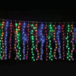 ΛΑΜΠΑΚΙΑ ΚΟΥΡΤΙΝΑ 360 LED 18x20 ΣΕΙΡΕΣ ΠΟΛΥΧΡΩΜΑ ΜΕ ΠΡΟΓΡΑΜΜΑΤΑ & ΑΝΤΑΠΤΟΡΑ 31VDC ΔΥΝΑΤΟΤΗΤΑ ΕΠΕΚΤΑΣΗΣ MAX 2 ΣΕΤ ΜΕ ΚΑΛΩΔΙΟ ΔΙΑΦΑΝΟ IP44 2000x2000mm